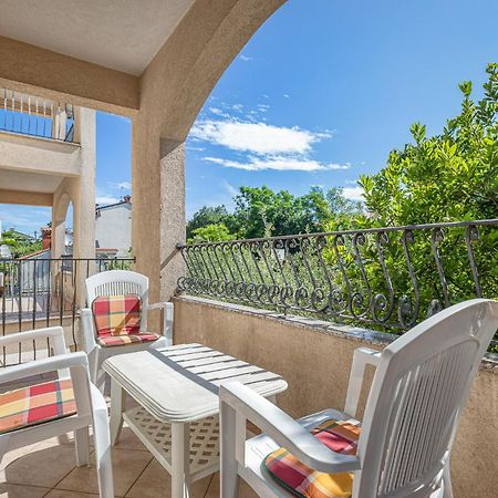 House Laura 200M From The Beach And The Center Poreč Exterior foto