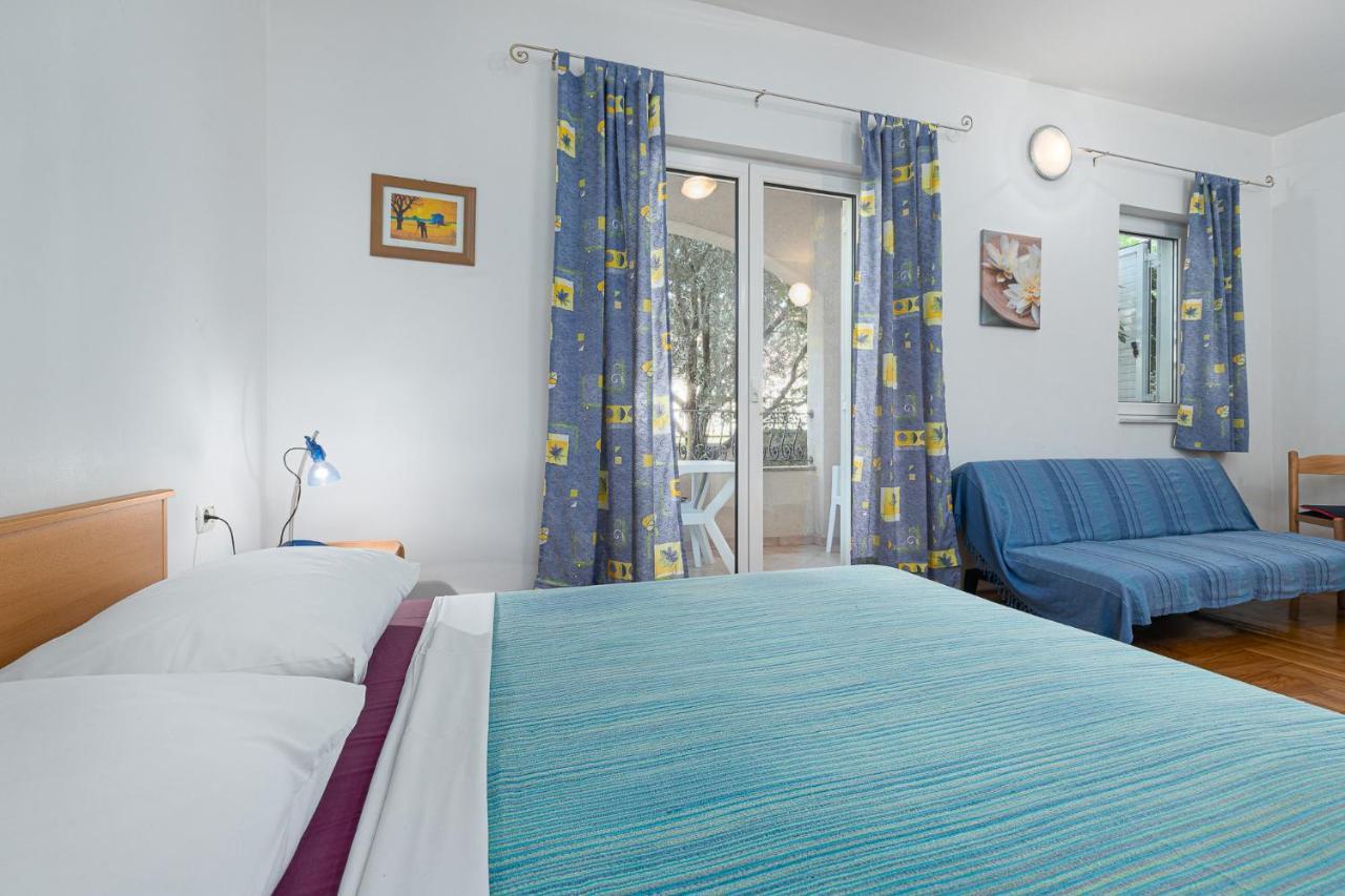 House Laura 200M From The Beach And The Center Poreč Exterior foto